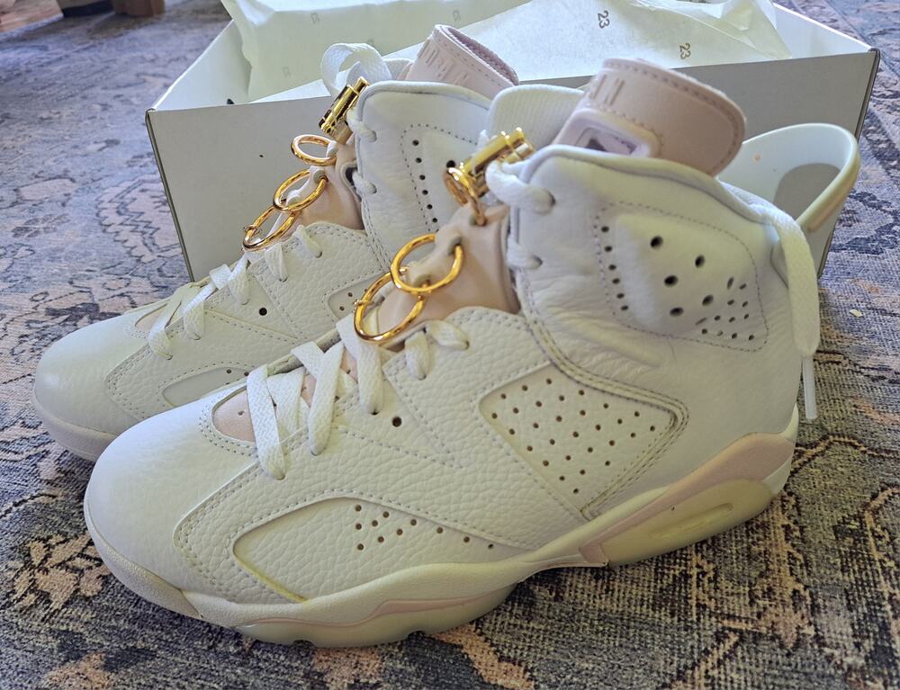 Nike Air Jordan 6 Retro Gold Hoops New Womens Size 7 / Mens 5.5